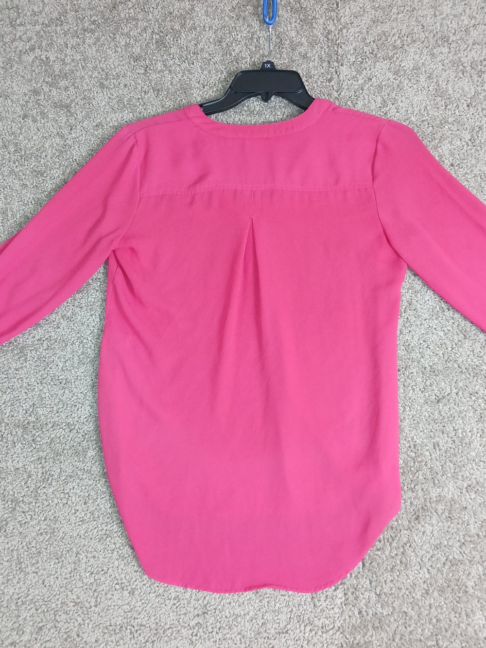 NY&Co SOHO Pink V-Neck Long Sleeve Blouse Business Casual Shirt - Small - Picture 4 of 13